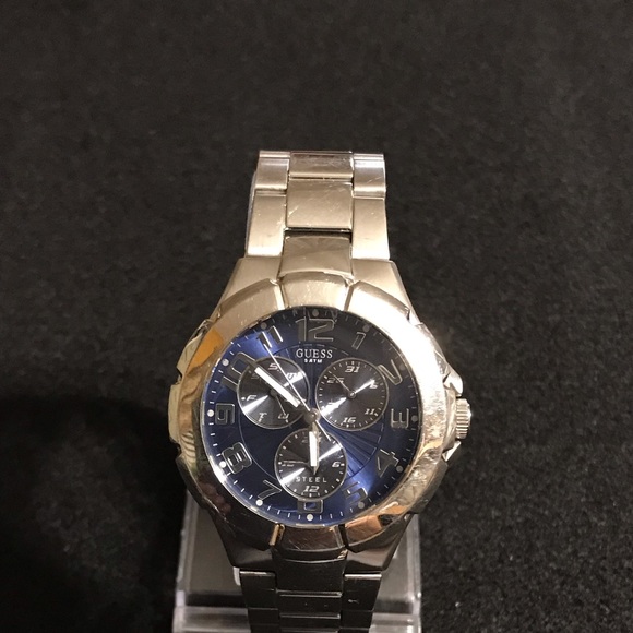 Guess Watch - Picture 4 of 7